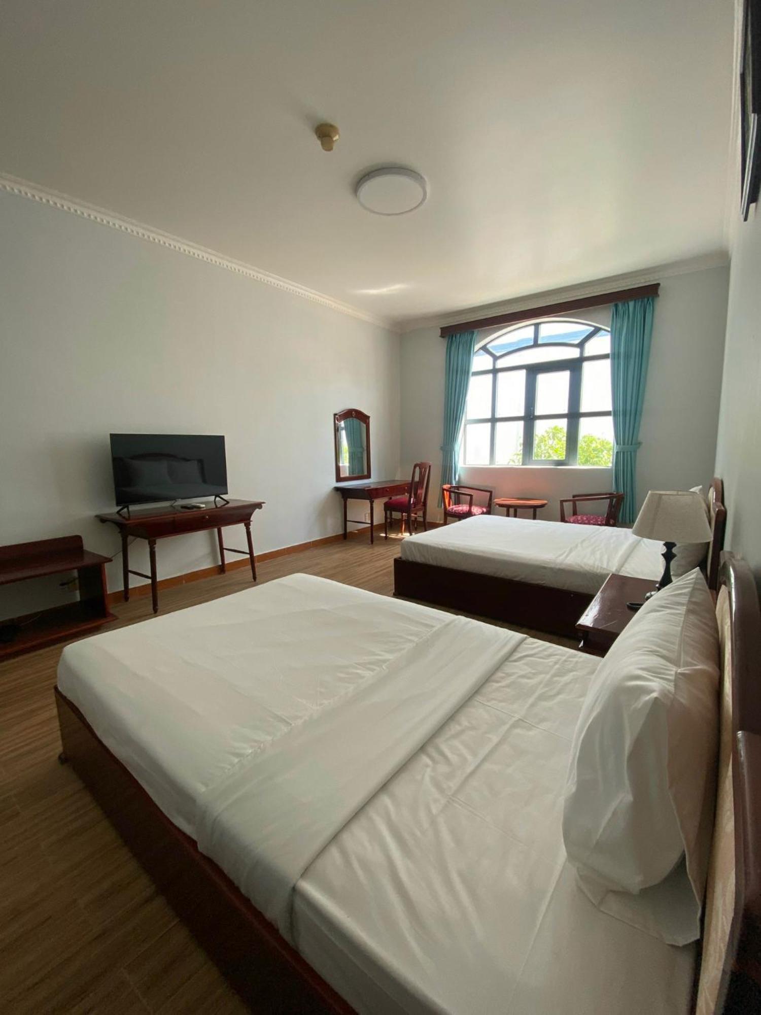 Ngoc Thu Hotel Soc Trang Bagian luar foto