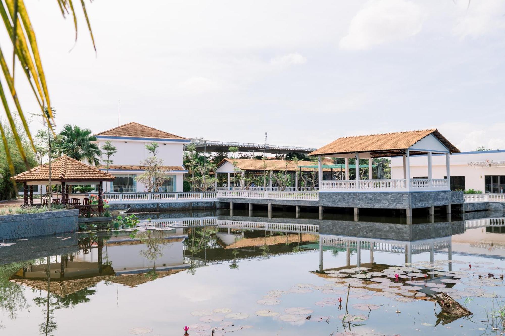 Ngoc Thu Hotel Soc Trang Bagian luar foto