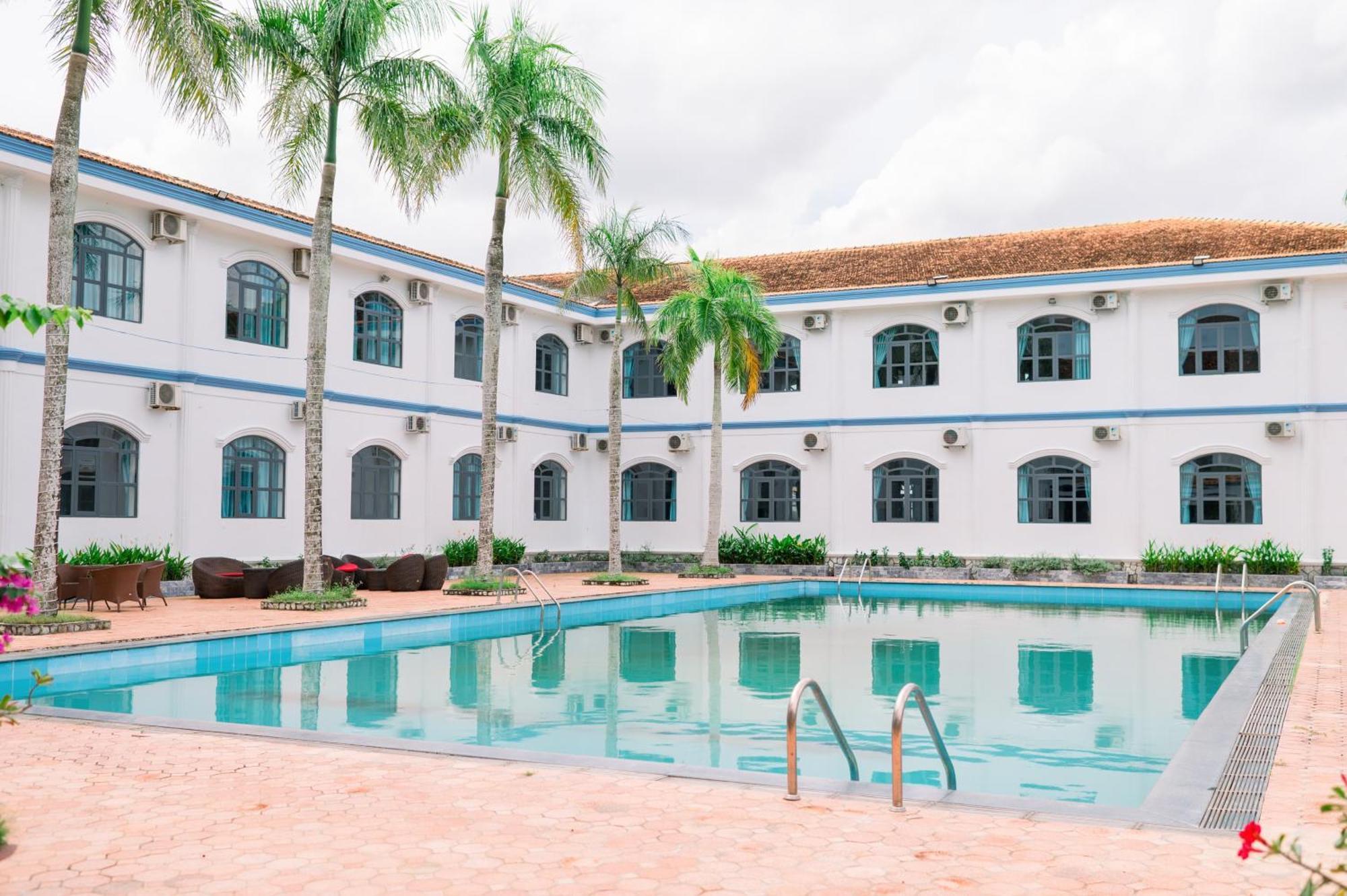 Ngoc Thu Hotel Soc Trang Bagian luar foto