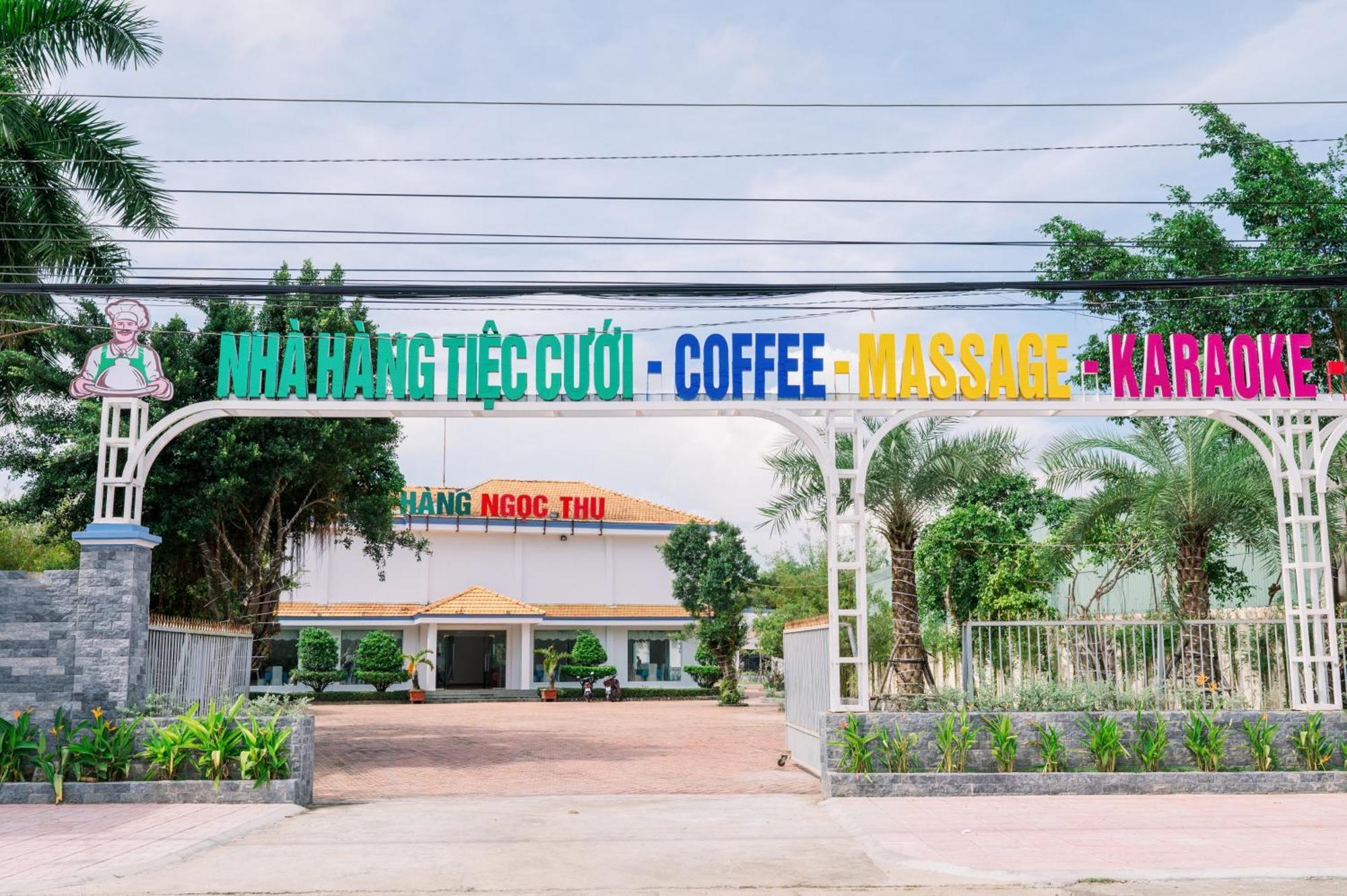 Ngoc Thu Hotel Soc Trang Bagian luar foto