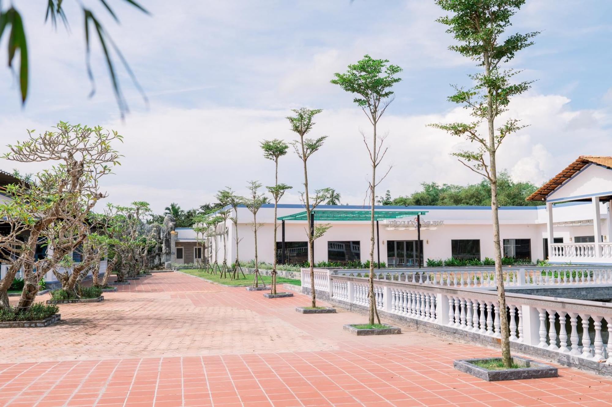 Ngoc Thu Hotel Soc Trang Bagian luar foto