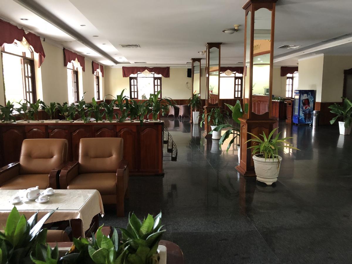 Ngoc Thu Hotel Soc Trang Bagian luar foto