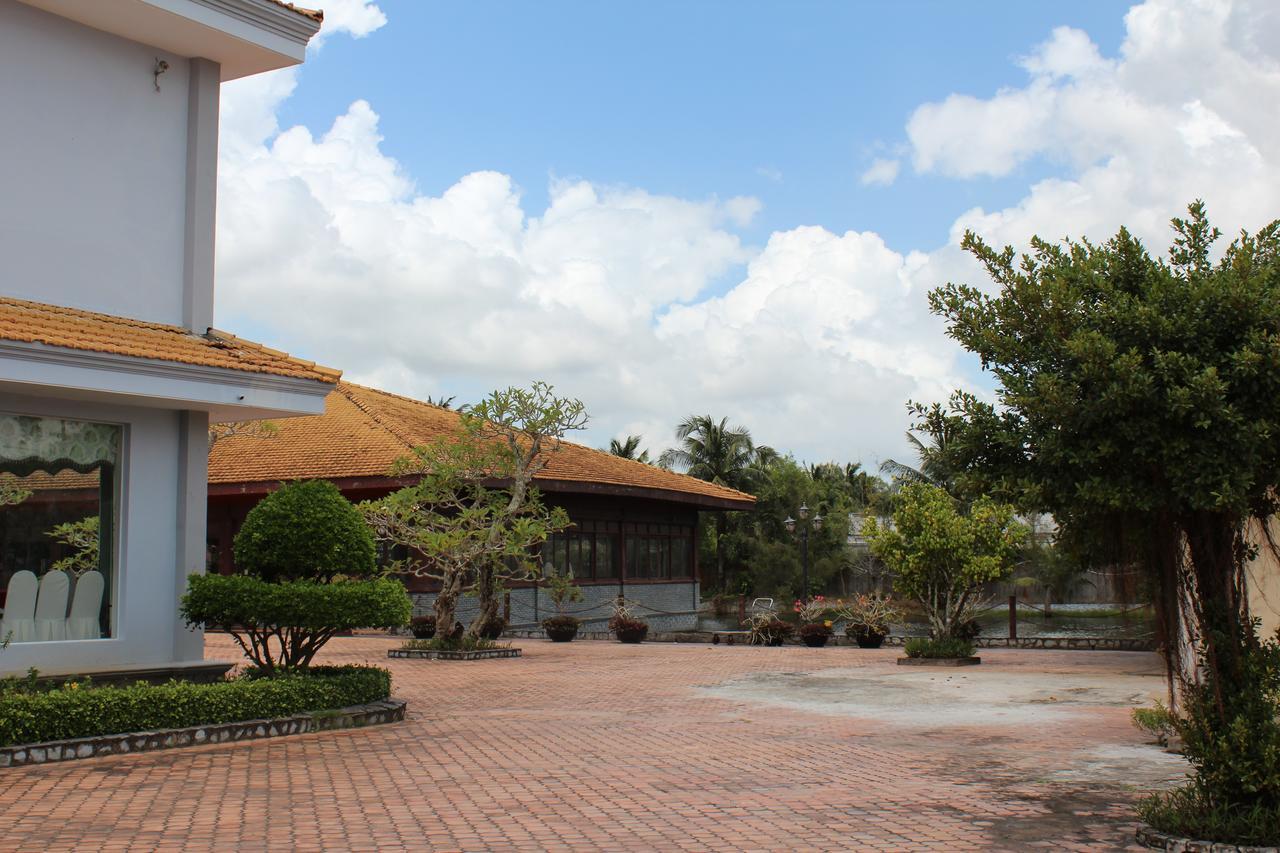 Ngoc Thu Hotel Soc Trang Bagian luar foto