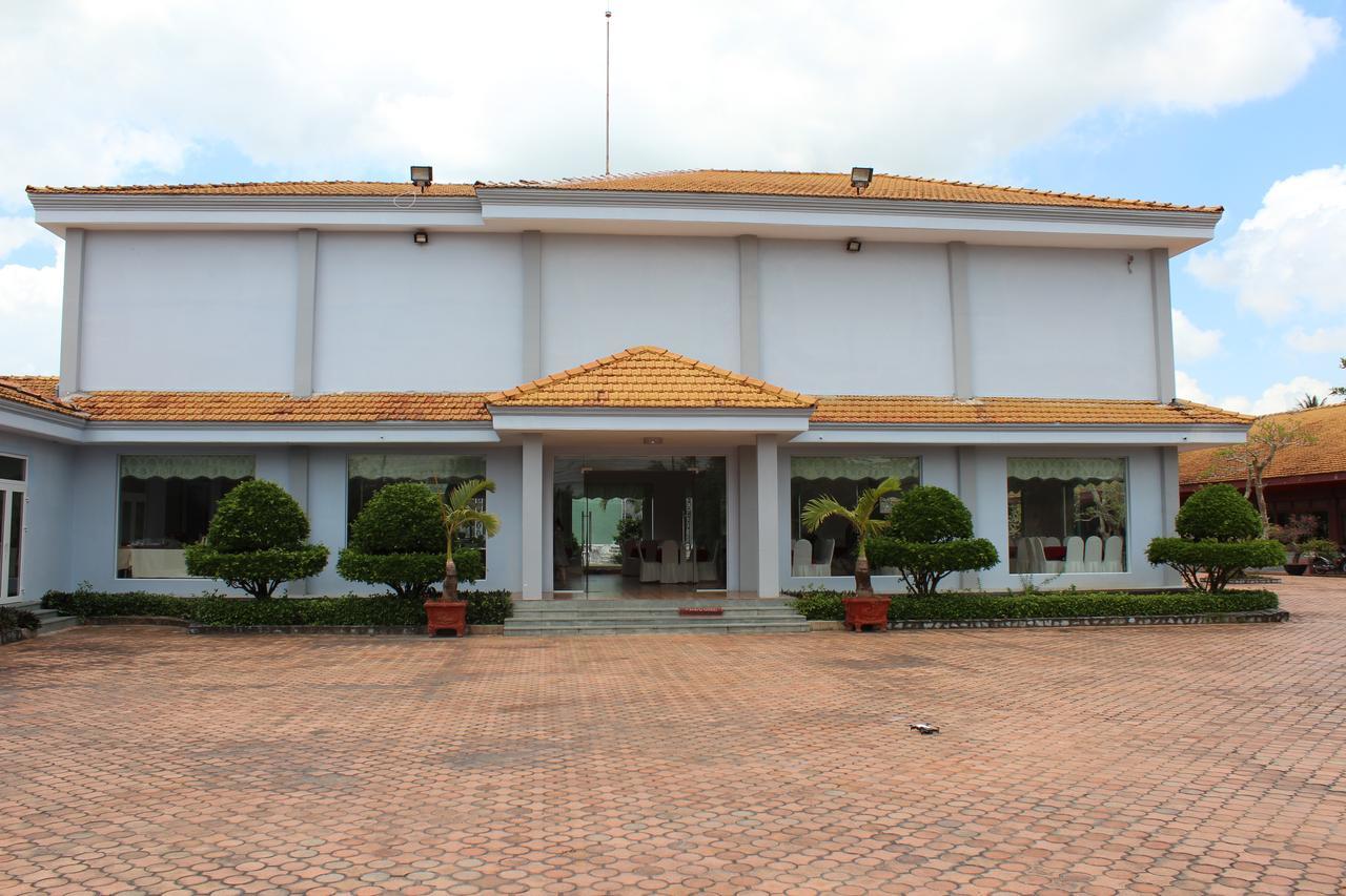 Ngoc Thu Hotel Soc Trang Bagian luar foto